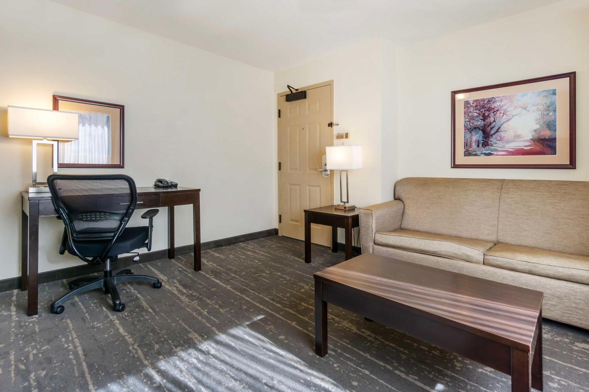 Best Western Plus Edmonds Harbor Inn מראה חיצוני תמונה